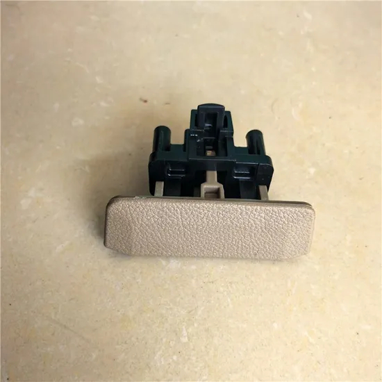 Заводской прямой маркетинг адаптирован для использования в запасных частях Sinotruck Dz15221332040 Shacman L3000, внутренняя панель правой двери