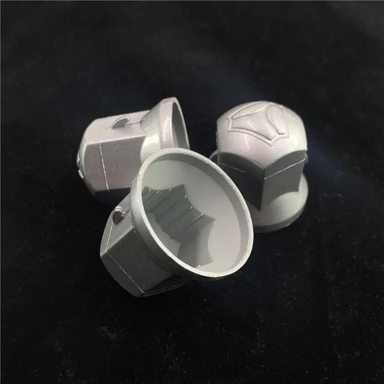 Приборная панель автомобиля и вентиляционные узлы системы отопления, вентиляции и кондиционирования воздуха, изготовленные по индивидуальному заказу. Услуги прецизионного литья под давлением из полипропилена для внутренних компонентов автомобиля.