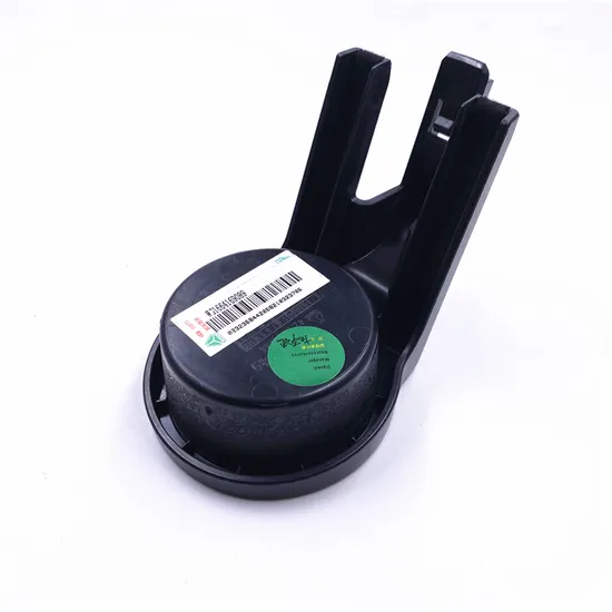 Замена запасной панели кабины нового тяжелого грузовика Shakeman M3000s Dz15221115201