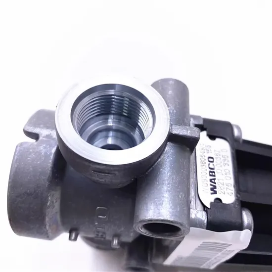 Аксессуары для клапанов автомобильных насосов Запчасти для тяжелых грузовиков Sinotruk HOWO Запасные части Wg9719710004 Электромагнитный клапан (разъем P99)