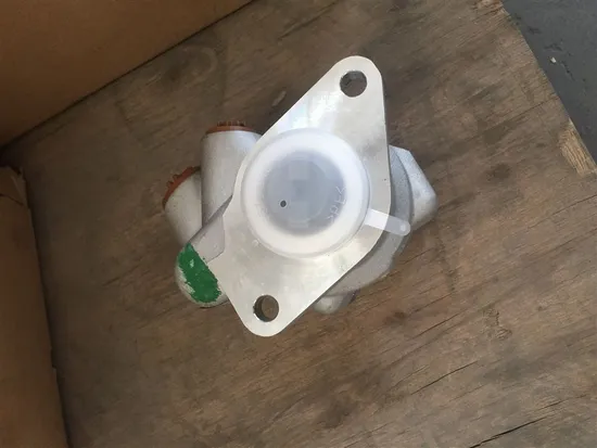 Dz1560160012 Цена производителя Диск сцепления Бесплатный образец C3968254 Диск сцепления грузовика для Dongfeng, Shacman, HOWO