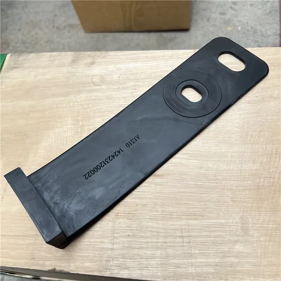 Wg9925590360 Задняя резиновая опора двигателя Аксессуары для грузовиков Автозапчасти Isuzu HOWO Sinotruk Тяжелые грузовики